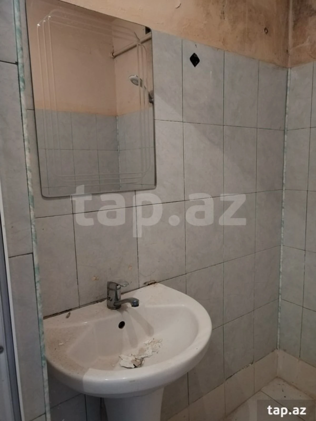 Satılır 2 otaqlı mənzil 52 m²