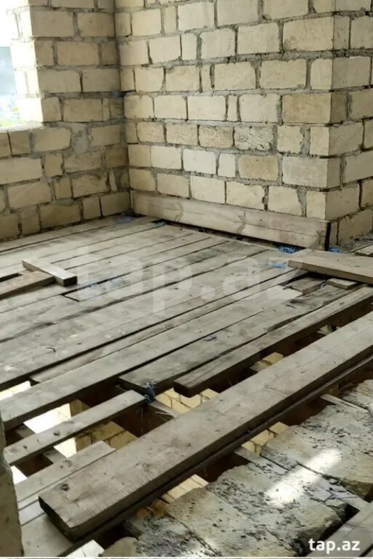 Satılır 7 otaqlı həyət evi 55 m²