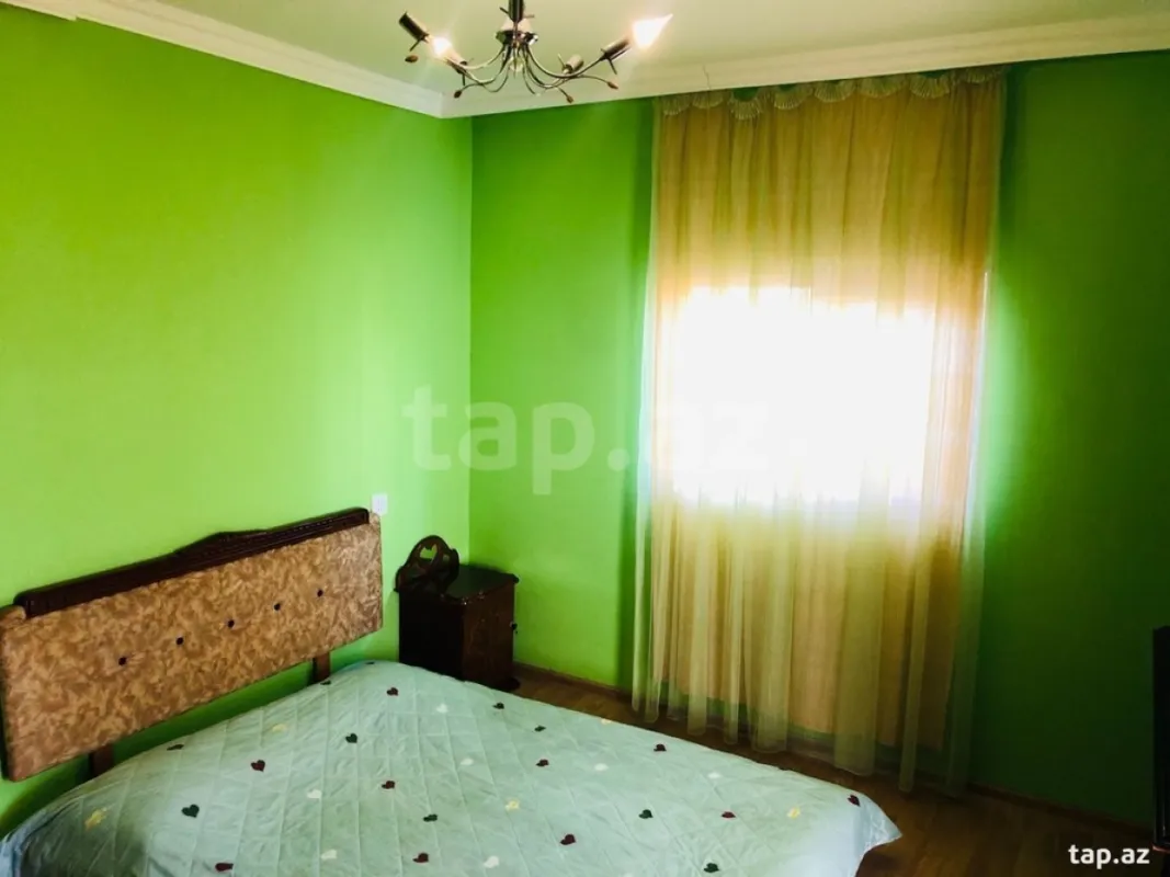 Kirayə verilir 5 otaqlı həyət evi