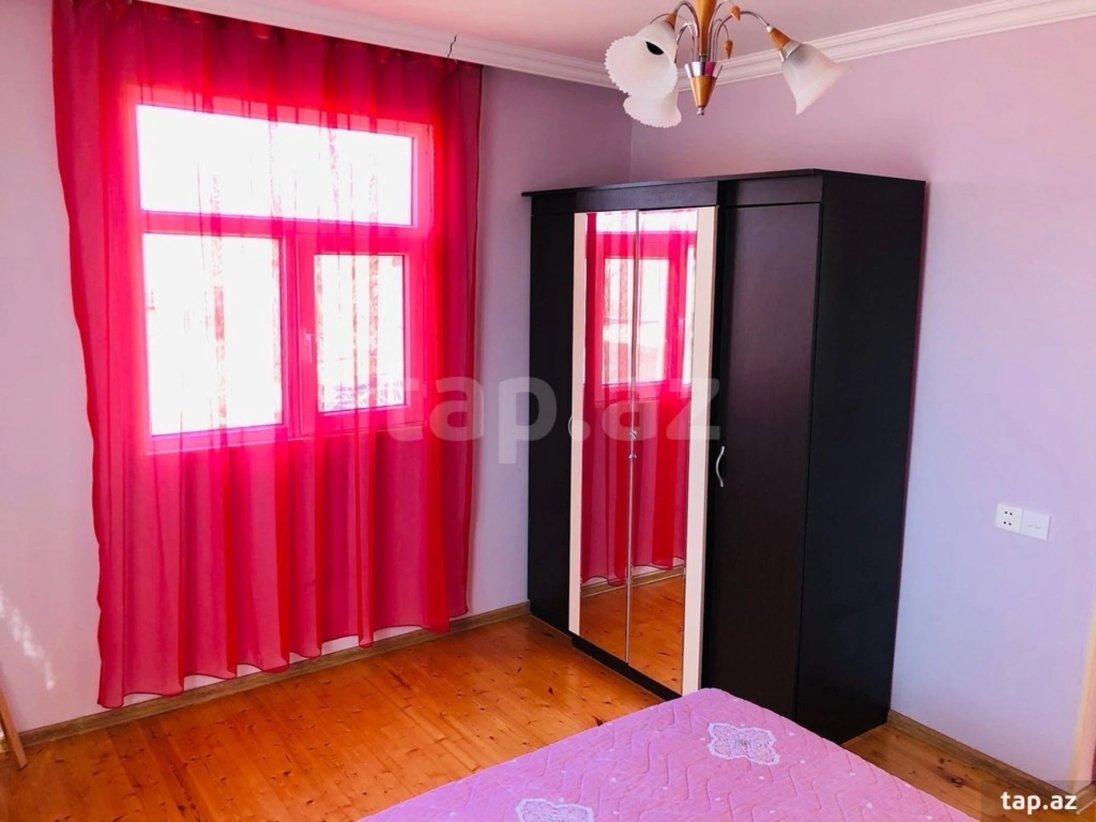 Kirayə verilir 5 otaqlı həyət evi