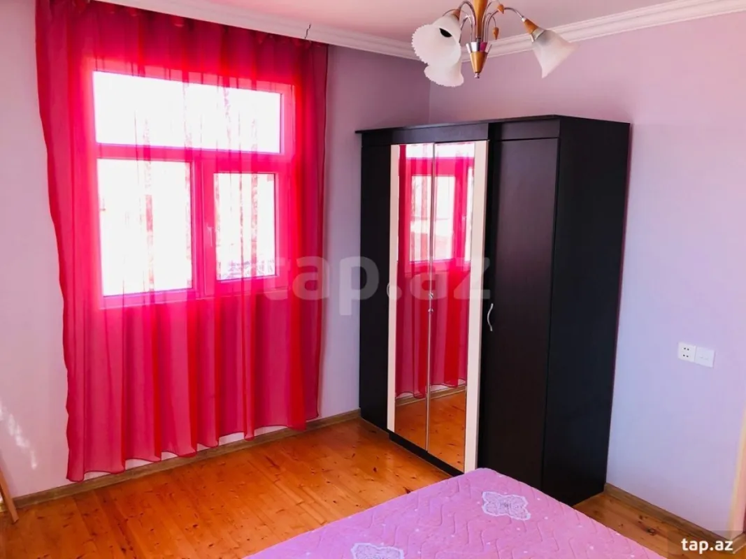 Kirayə verilir 5 otaqlı həyət evi