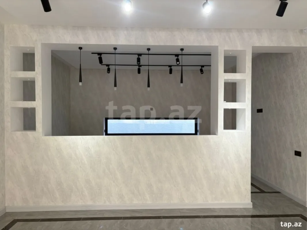 Satılır 5 otaqlı həyət evi