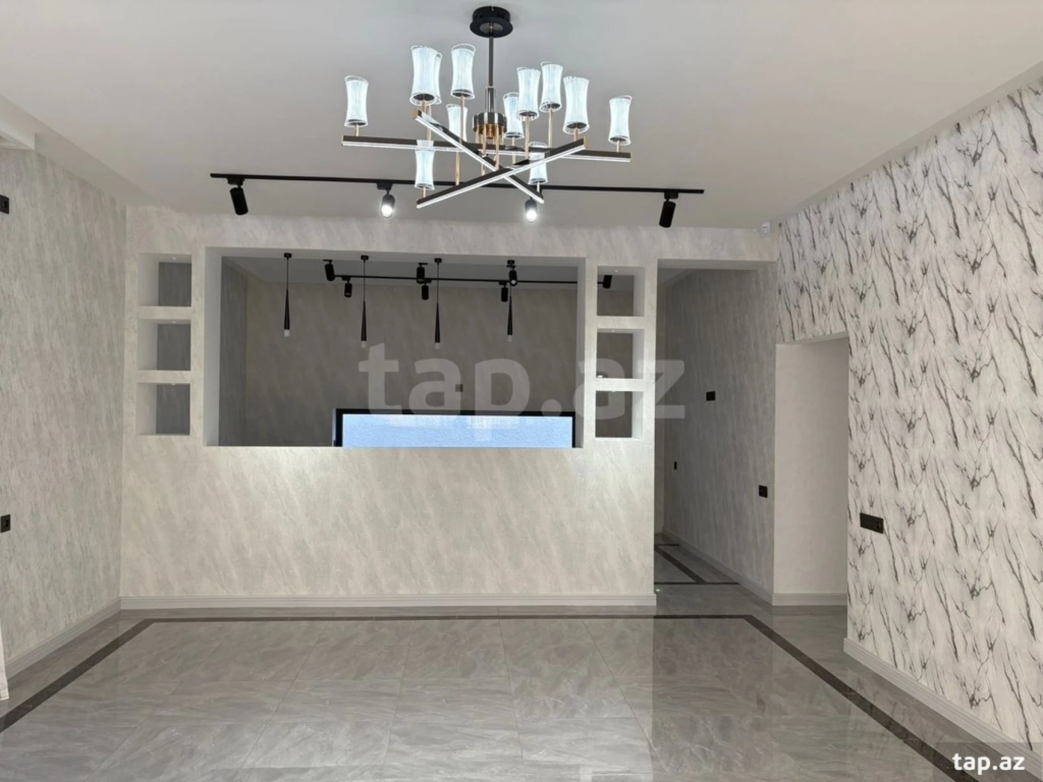 Satılır 5 otaqlı həyət evi