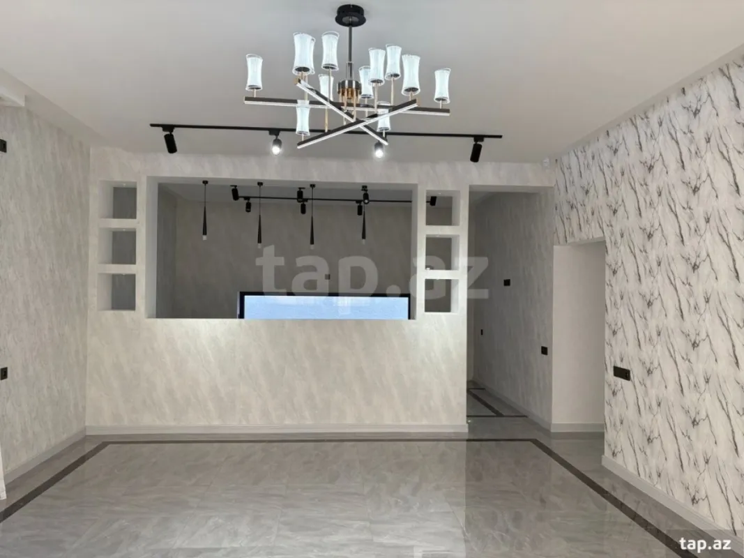 Satılır 5 otaqlı həyət evi