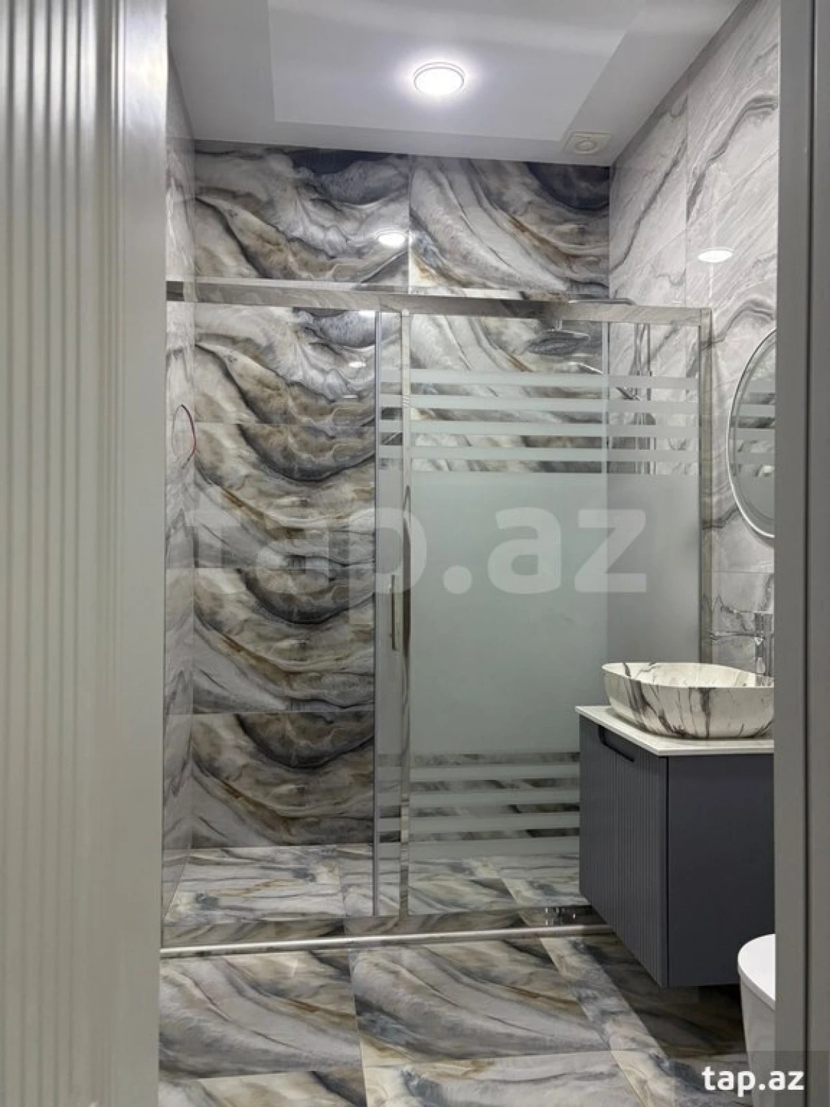 Satılır 5 otaqlı həyət evi