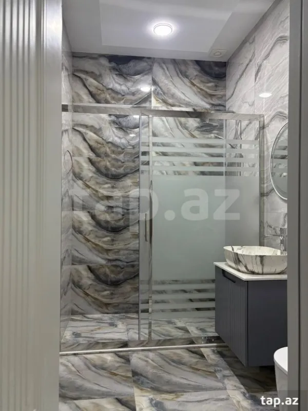 Satılır 5 otaqlı həyət evi