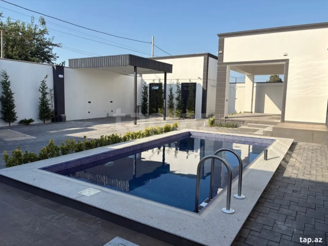 Satılır 5 otaqlı həyət evi