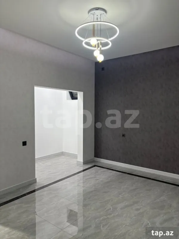 Satılır 5 otaqlı həyət evi