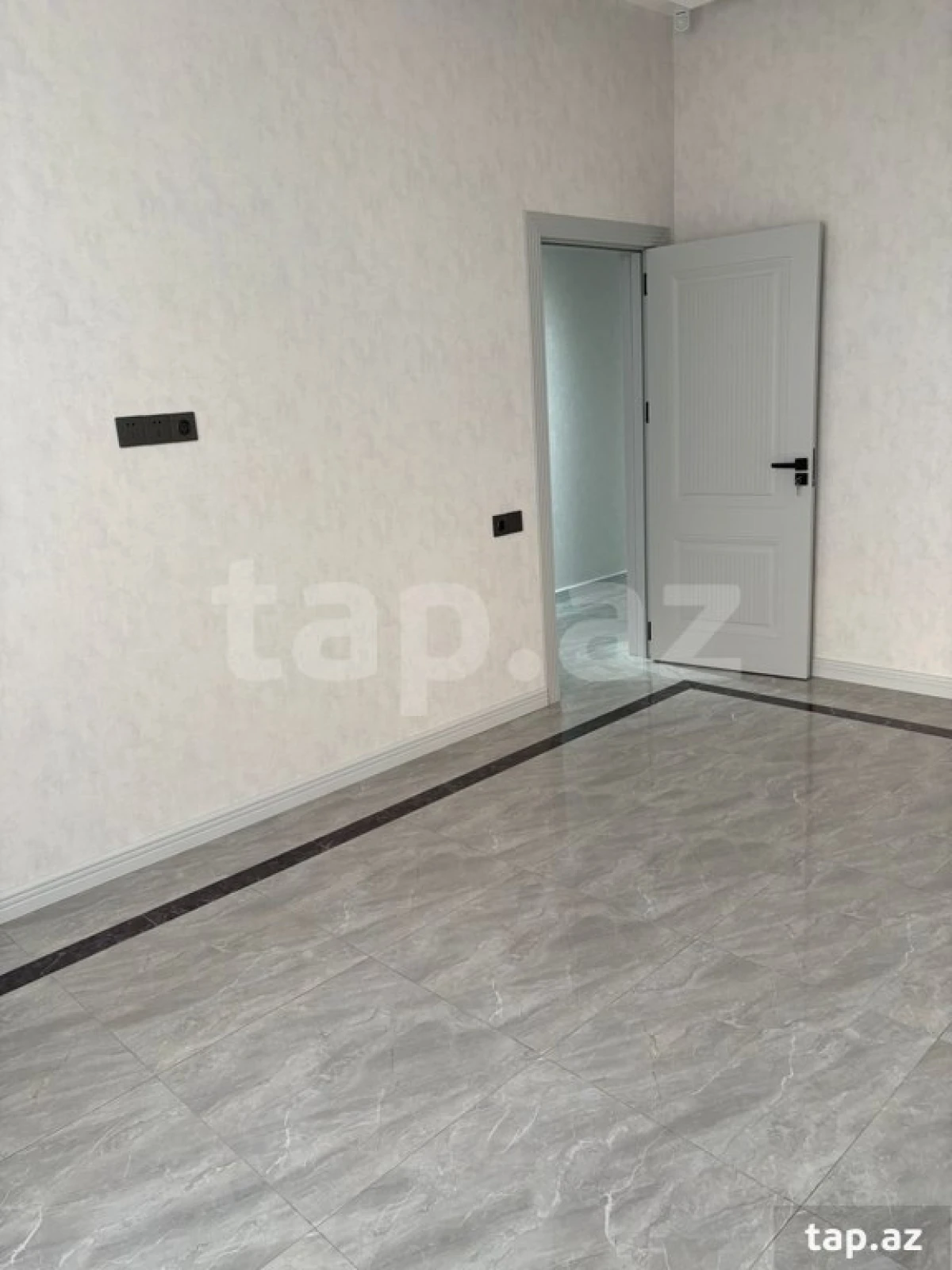 Satılır 5 otaqlı həyət evi