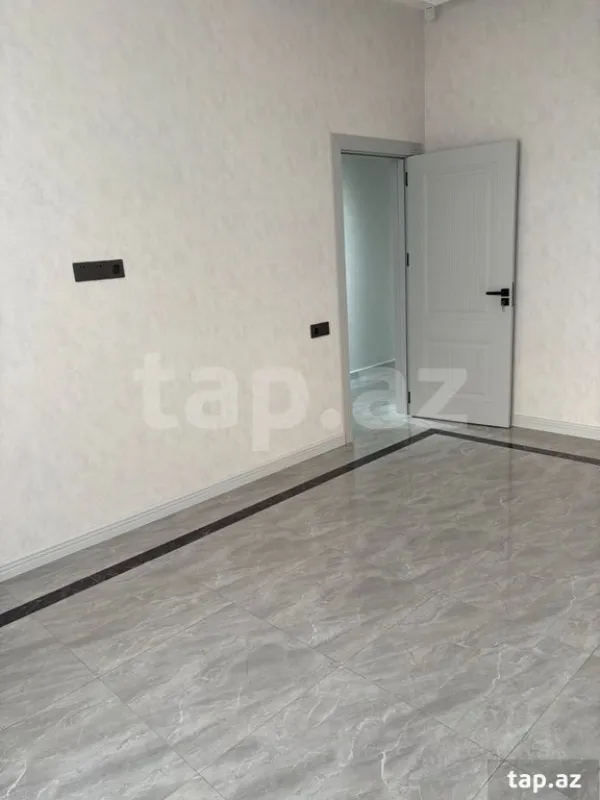 Satılır 5 otaqlı həyət evi