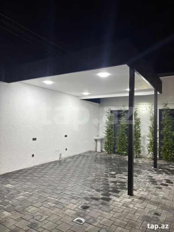 Satılır 5 otaqlı həyət evi