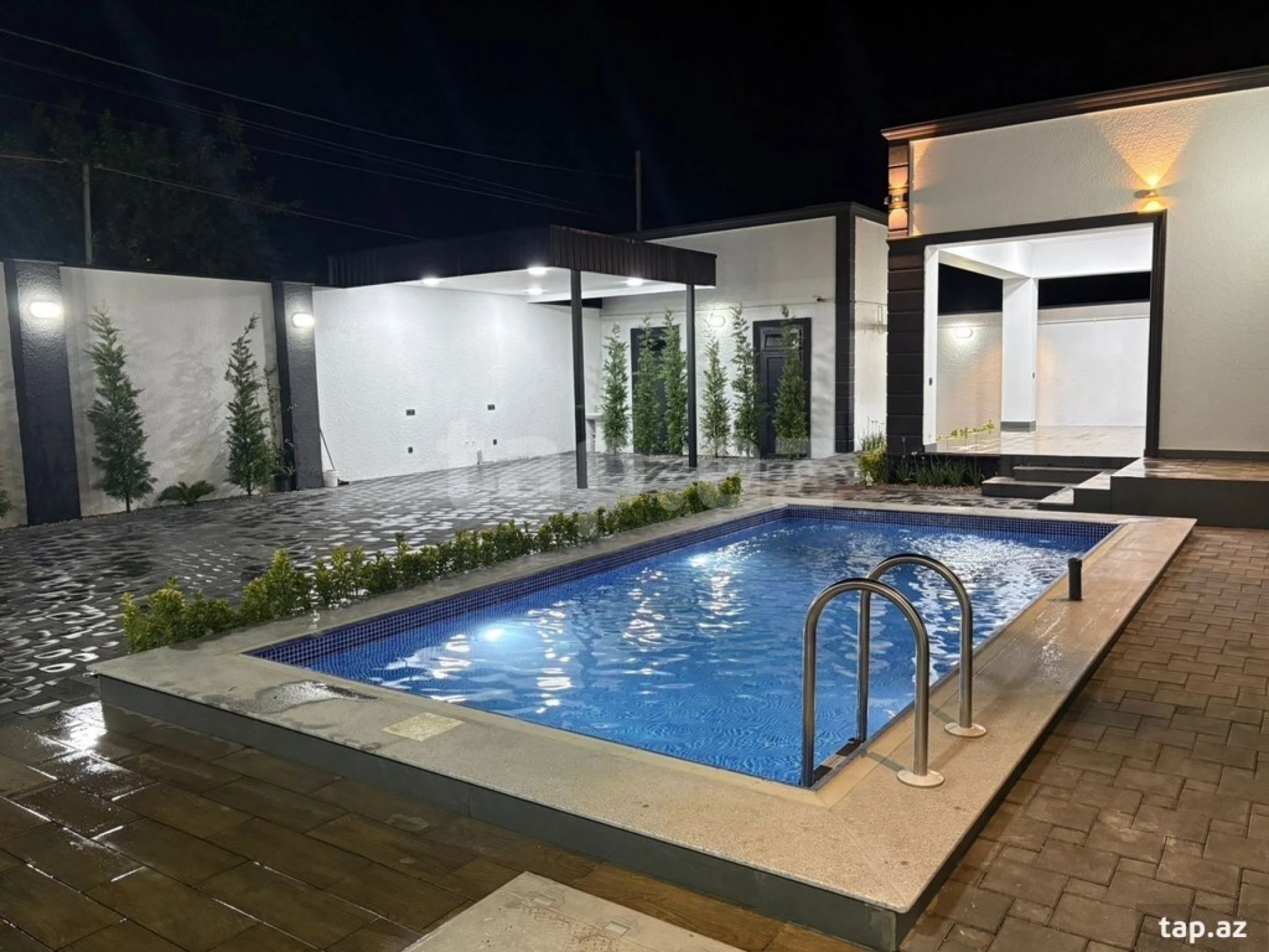 Satılır 5 otaqlı həyət evi