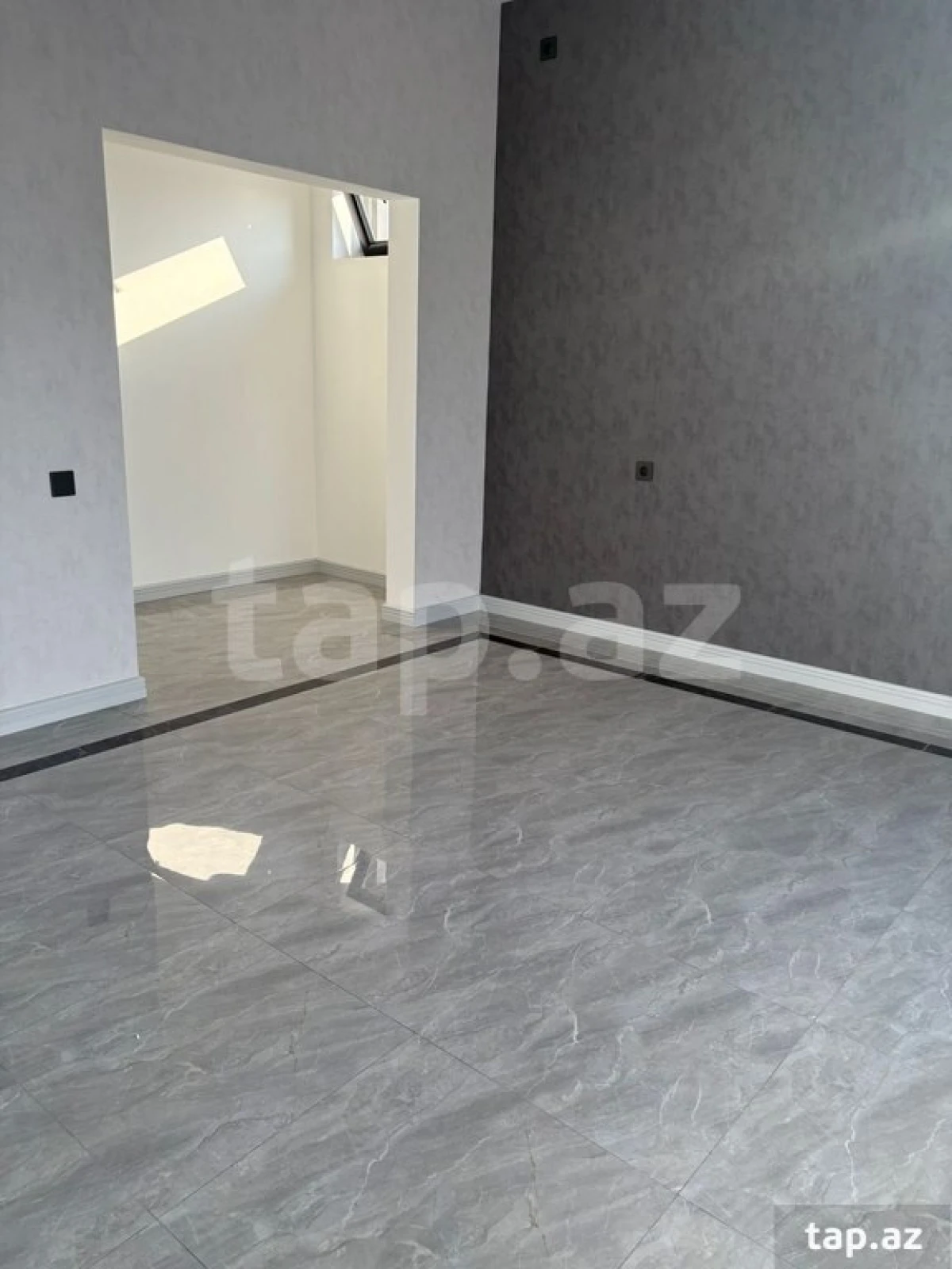 Satılır 5 otaqlı həyət evi