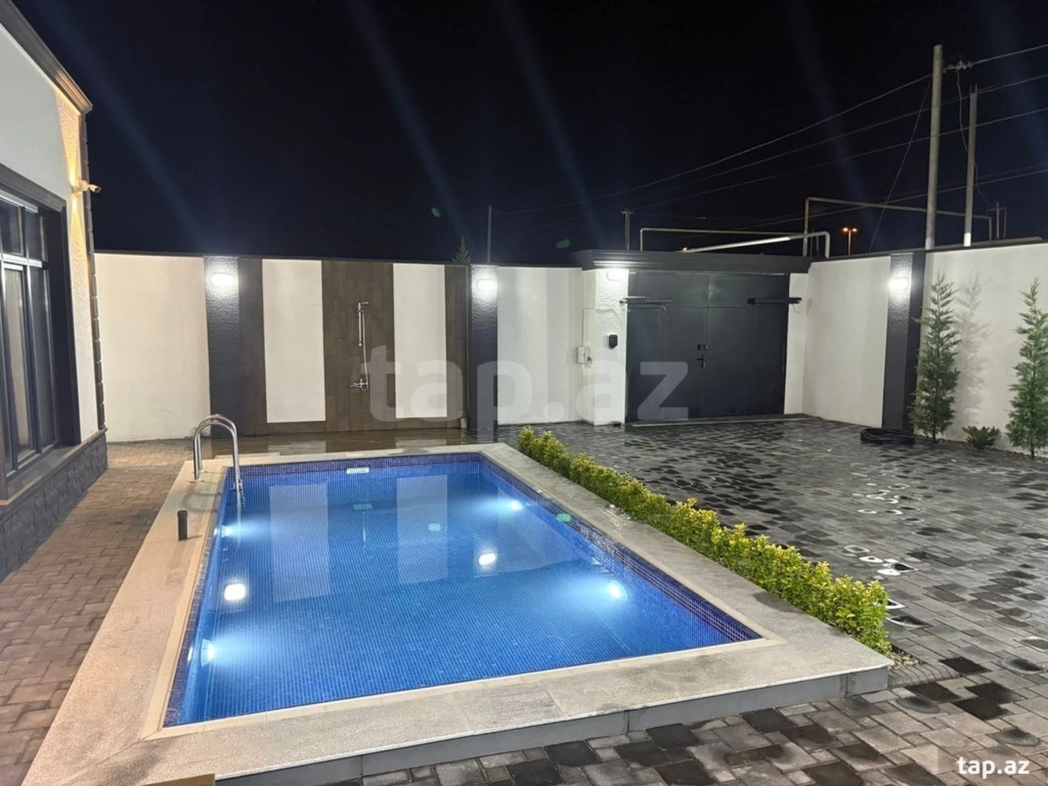 Satılır 5 otaqlı həyət evi