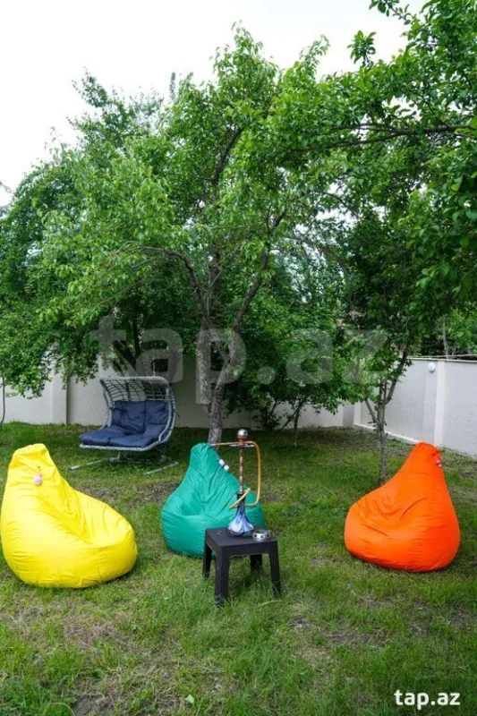 Satılır 9 otaqlı həyət evi