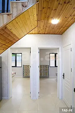 Satılır 9 otaqlı həyət evi