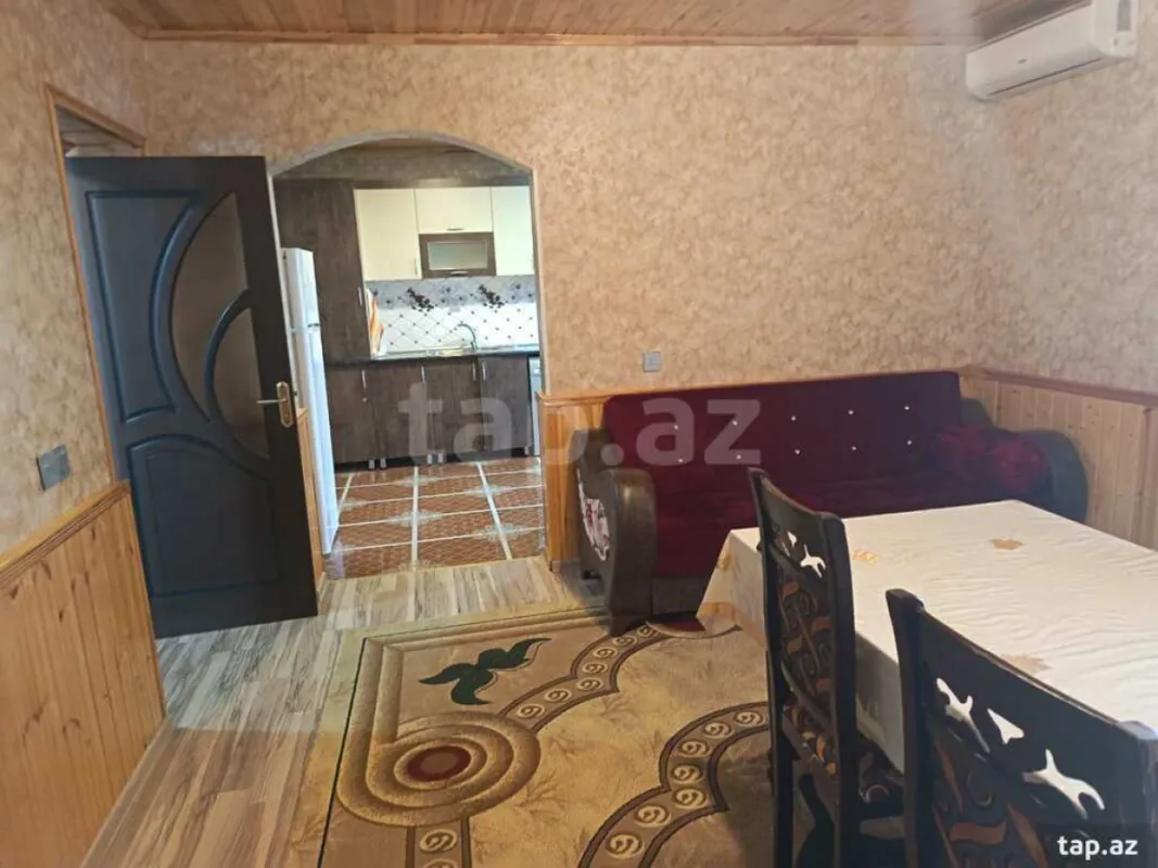 Kirayə verilir 4 otaqlı həyət evi