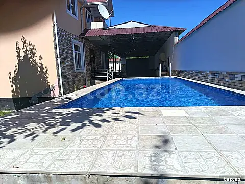 Kirayə verilir 4 otaqlı həyət evi