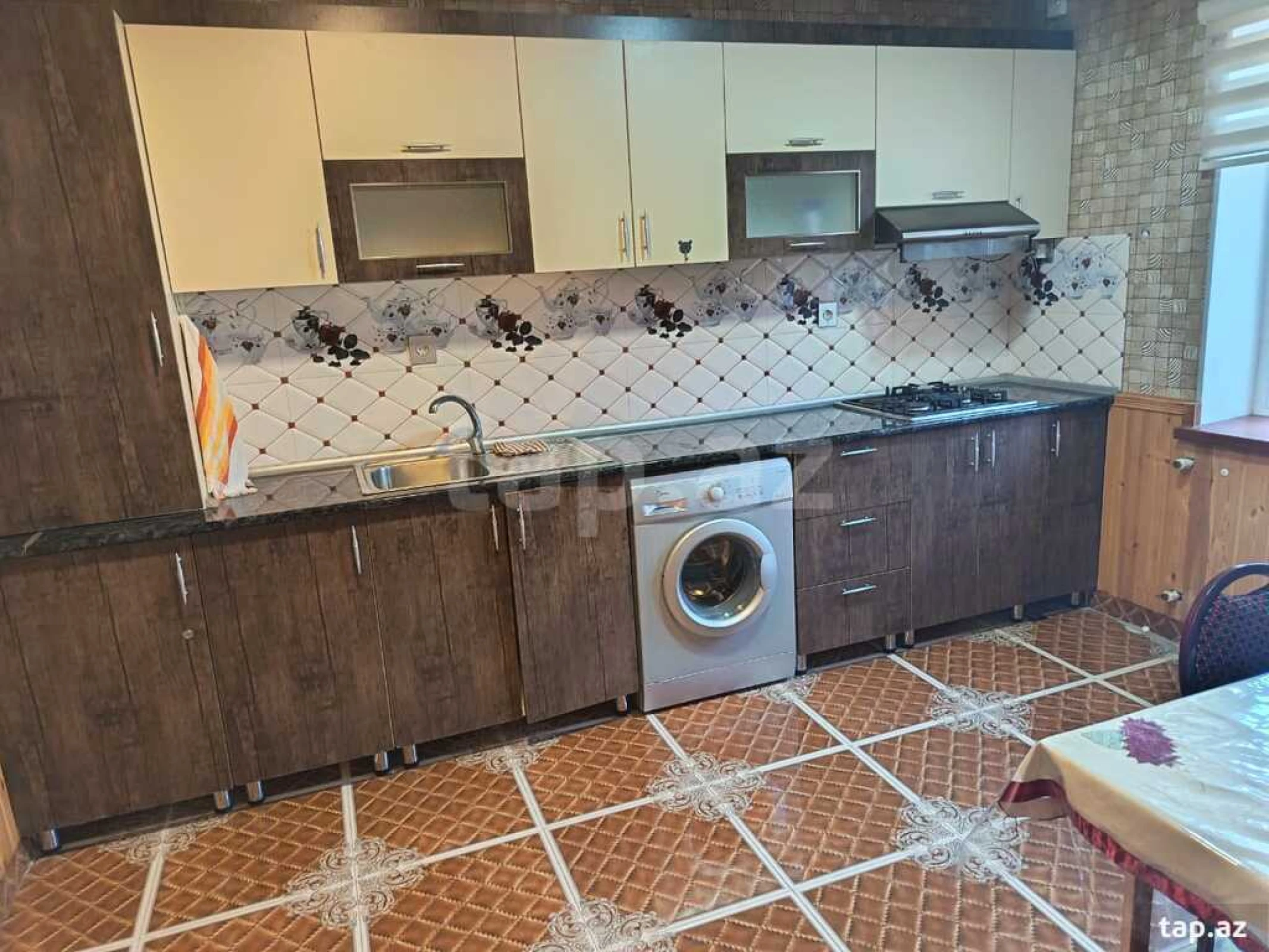 Kirayə verilir 4 otaqlı həyət evi