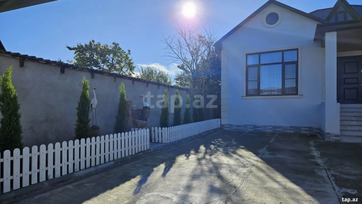 Kirayə verilir 3 otaqlı həyət evi 110 m²