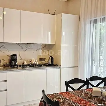 Kirayə verilir 3 otaqlı həyət evi 110 m²