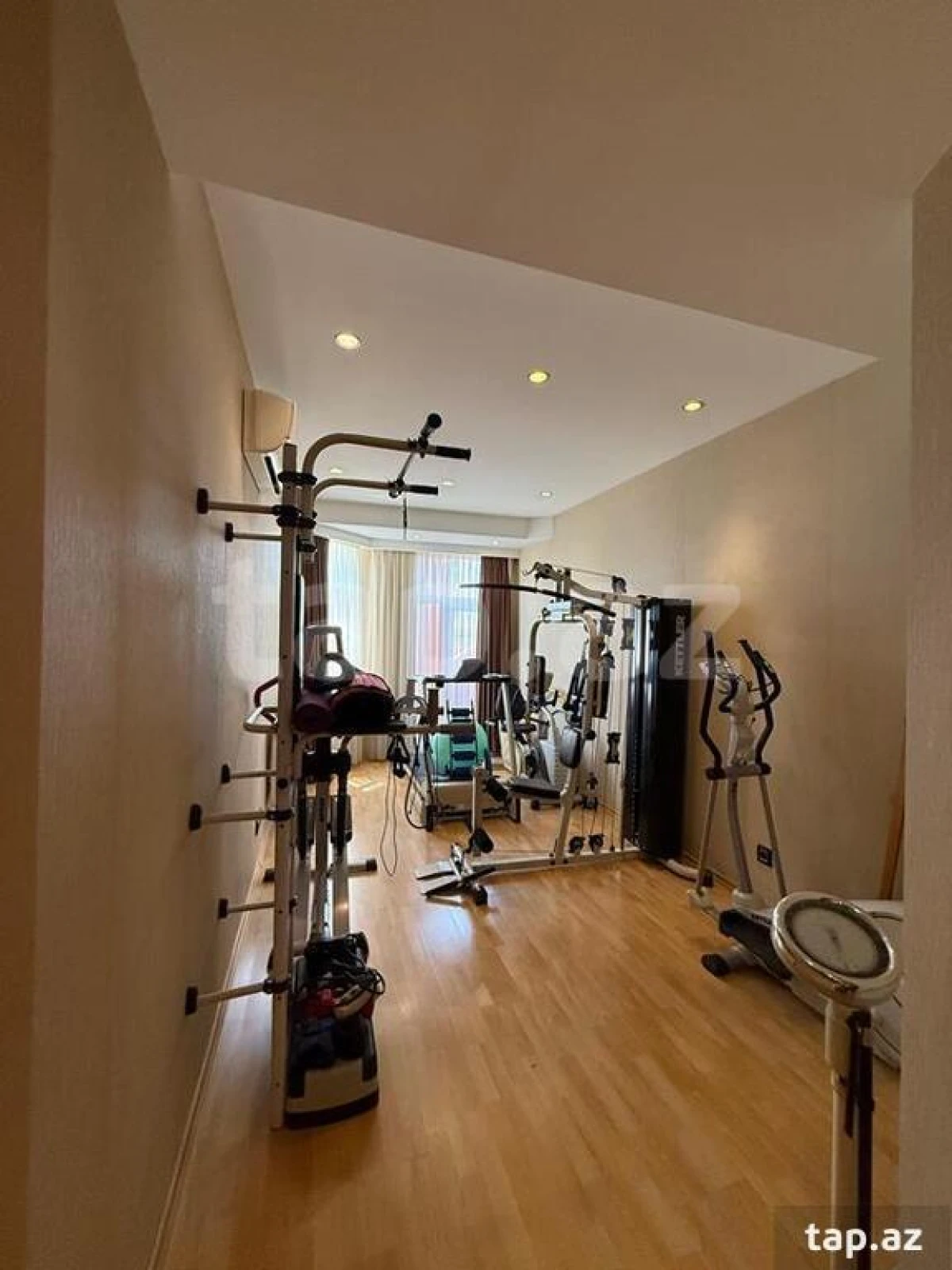 Satılır 7 otaqlı yeni tikili 412 m²