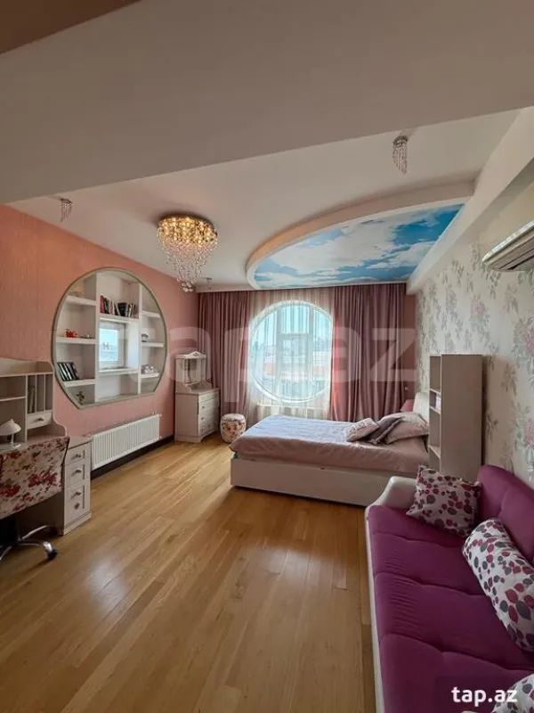Satılır 7 otaqlı yeni tikili 412 m²