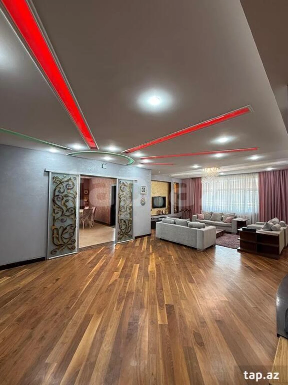 Satılır 7 otaqlı yeni tikili 412 m²