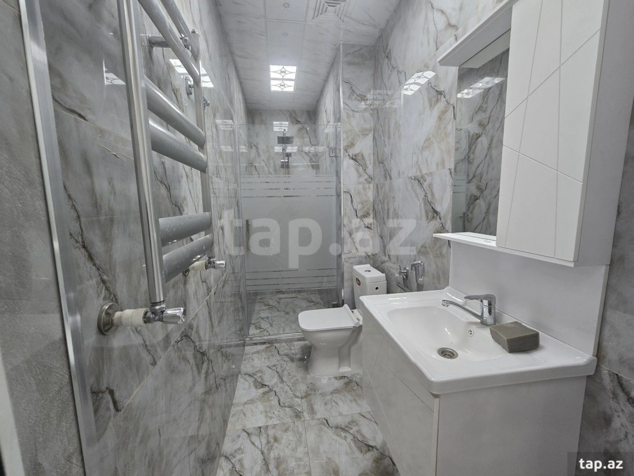 Satılır 3 otaqlı yeni tikili 95 m²