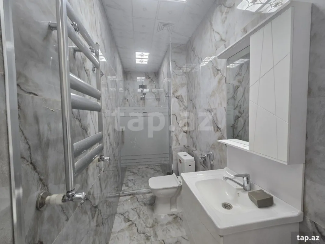 Satılır 3 otaqlı yeni tikili 95 m²