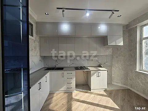 Satılır 3 otaqlı yeni tikili 95 m²