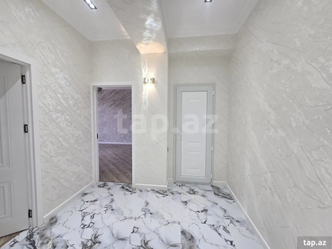 Satılır 3 otaqlı yeni tikili 95 m²