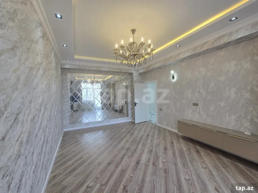 Satılır 3 otaqlı yeni tikili 95 m²