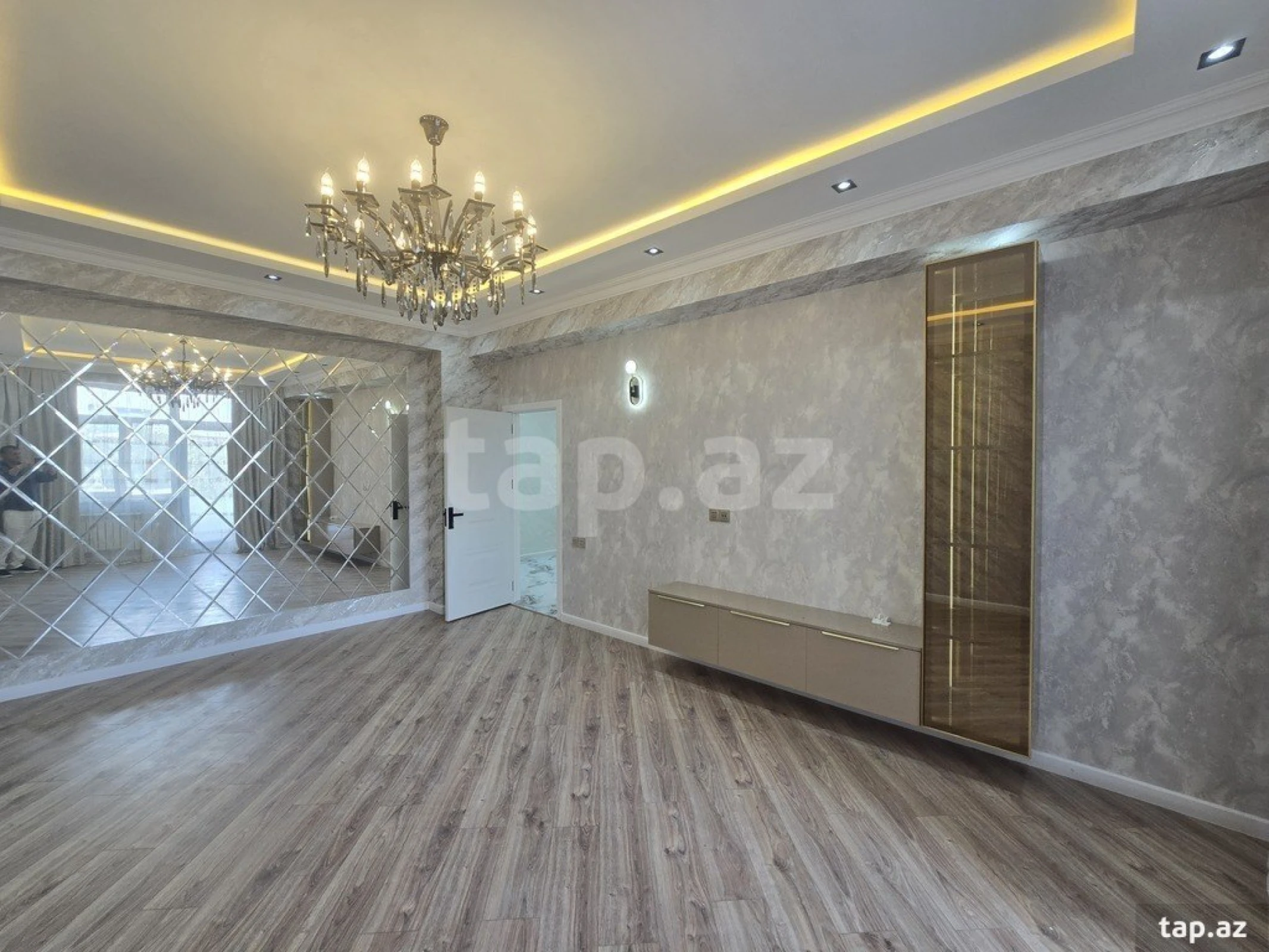 Satılır 3 otaqlı yeni tikili 95 m²