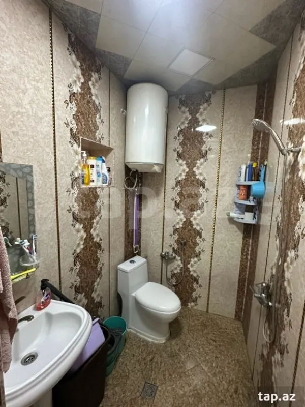 Satılır 4 otaqlı həyət evi