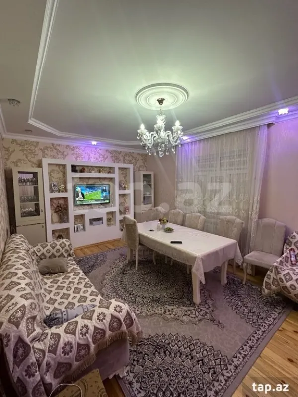 Satılır 4 otaqlı həyət evi