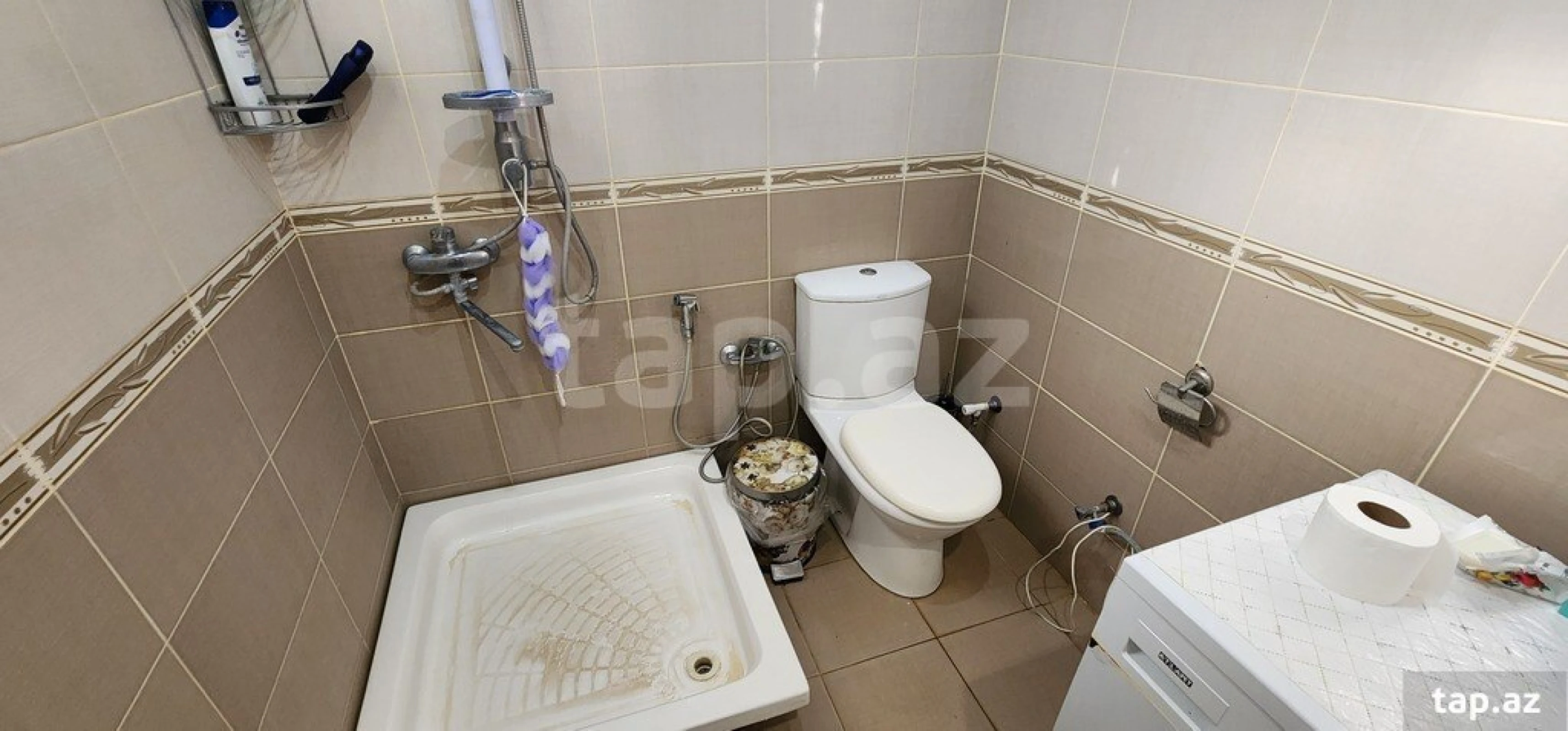 Satılır 6 otaqlı həyət evi