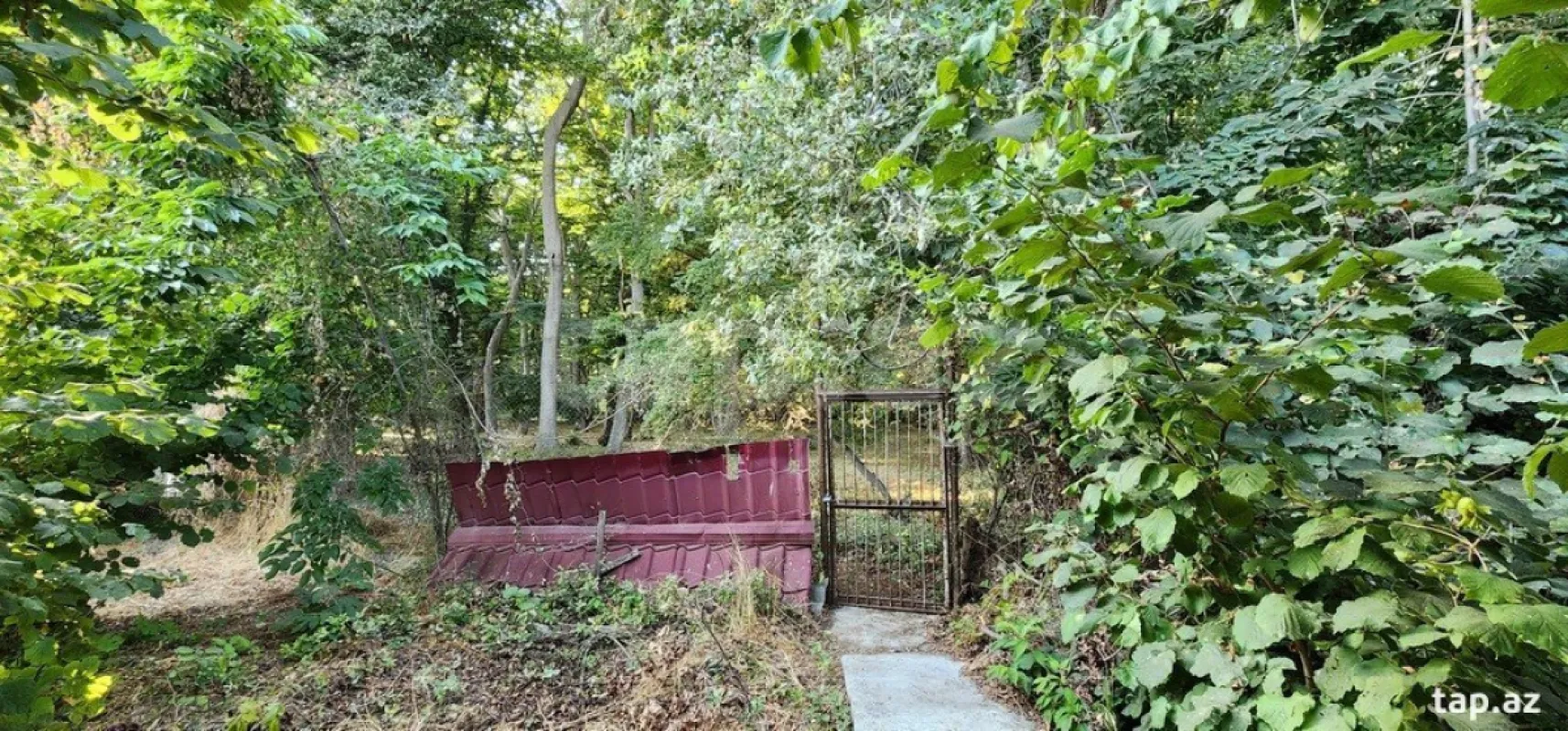 Satılır 6 otaqlı həyət evi
