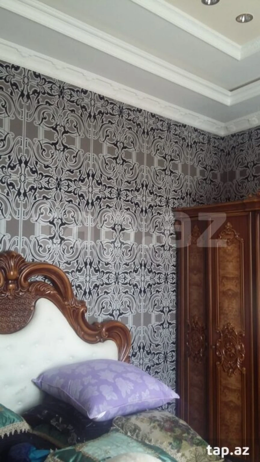 Satılır 5 otaqlı həyət evi