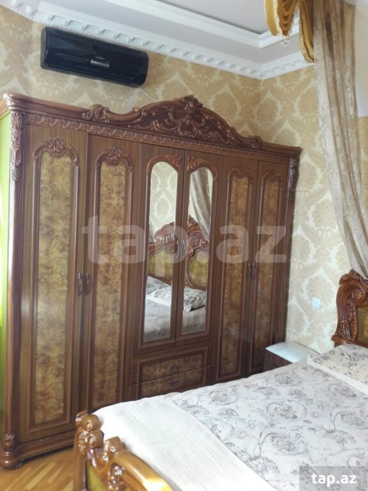 Satılır 5 otaqlı həyət evi