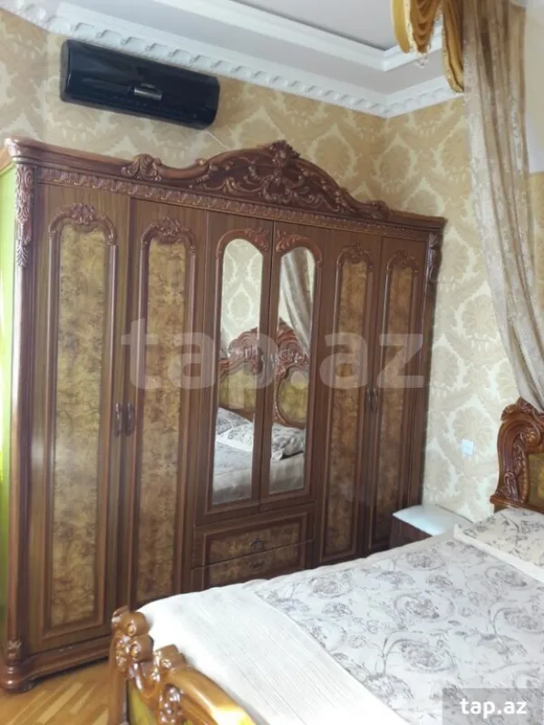 Satılır 5 otaqlı həyət evi