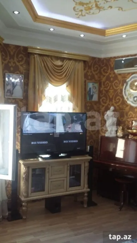 Satılır 5 otaqlı həyət evi