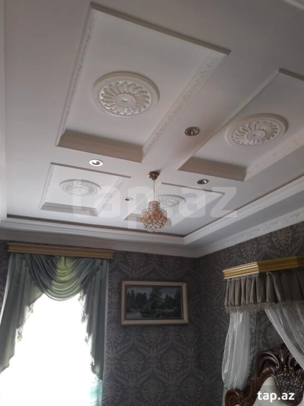 Satılır 5 otaqlı həyət evi