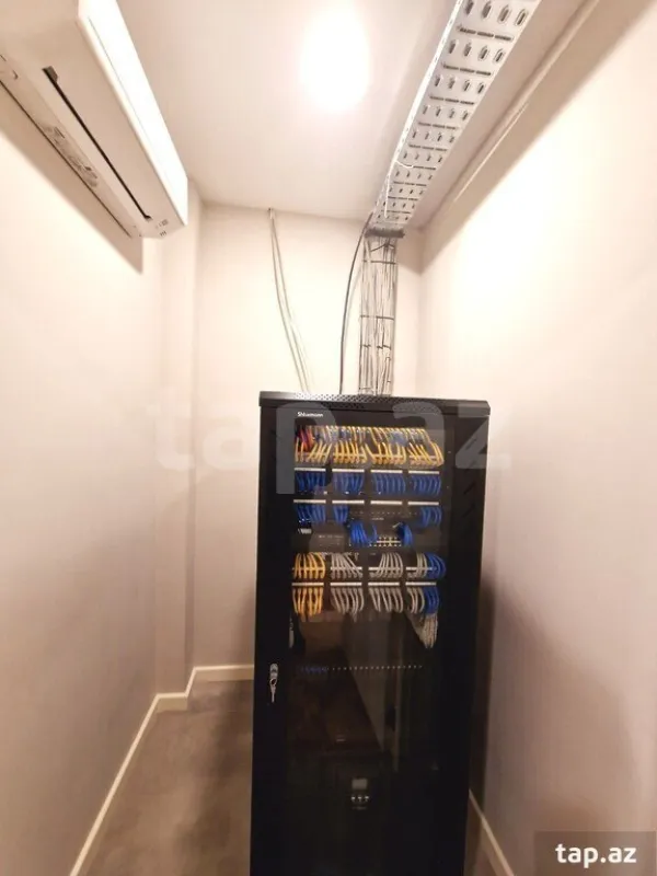 Kirayə verilir ofis