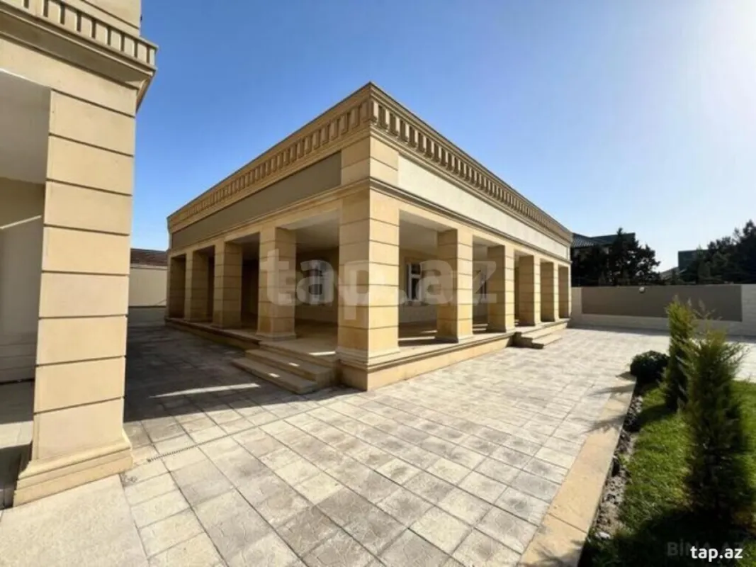 Satılır 6 otaqlı həyət evi