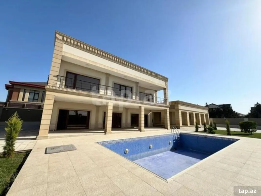 Satılır 6 otaqlı həyət evi