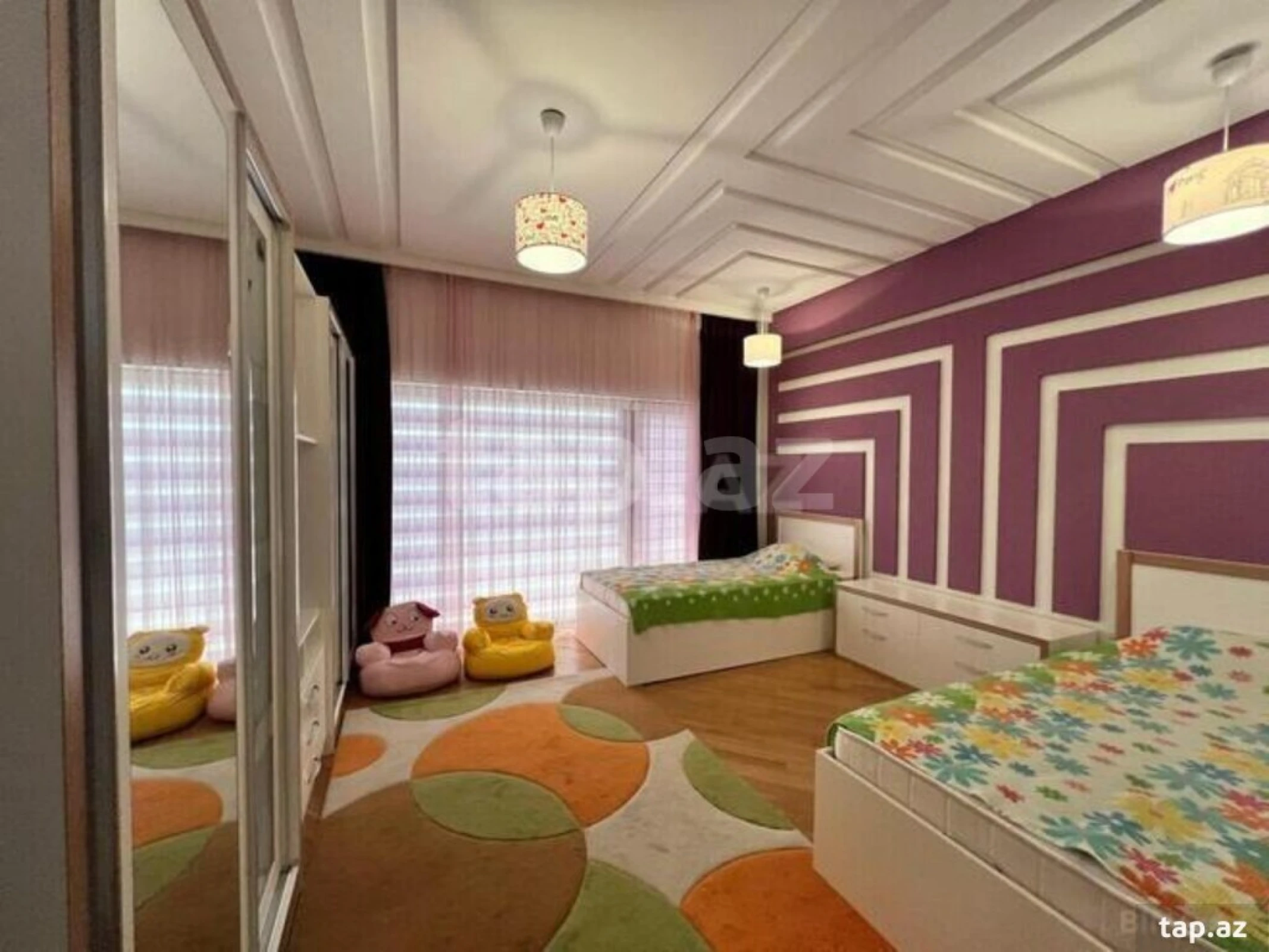 Satılır 6 otaqlı həyət evi