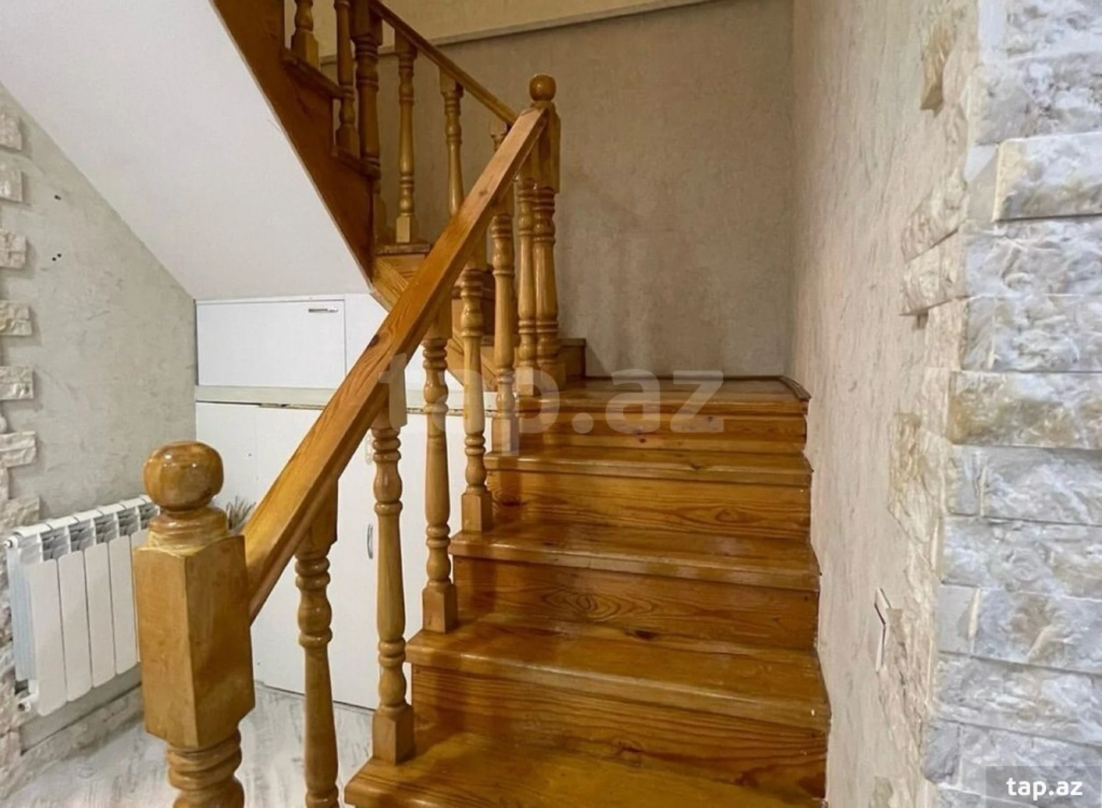 Satılır 3 otaqlı həyət evi