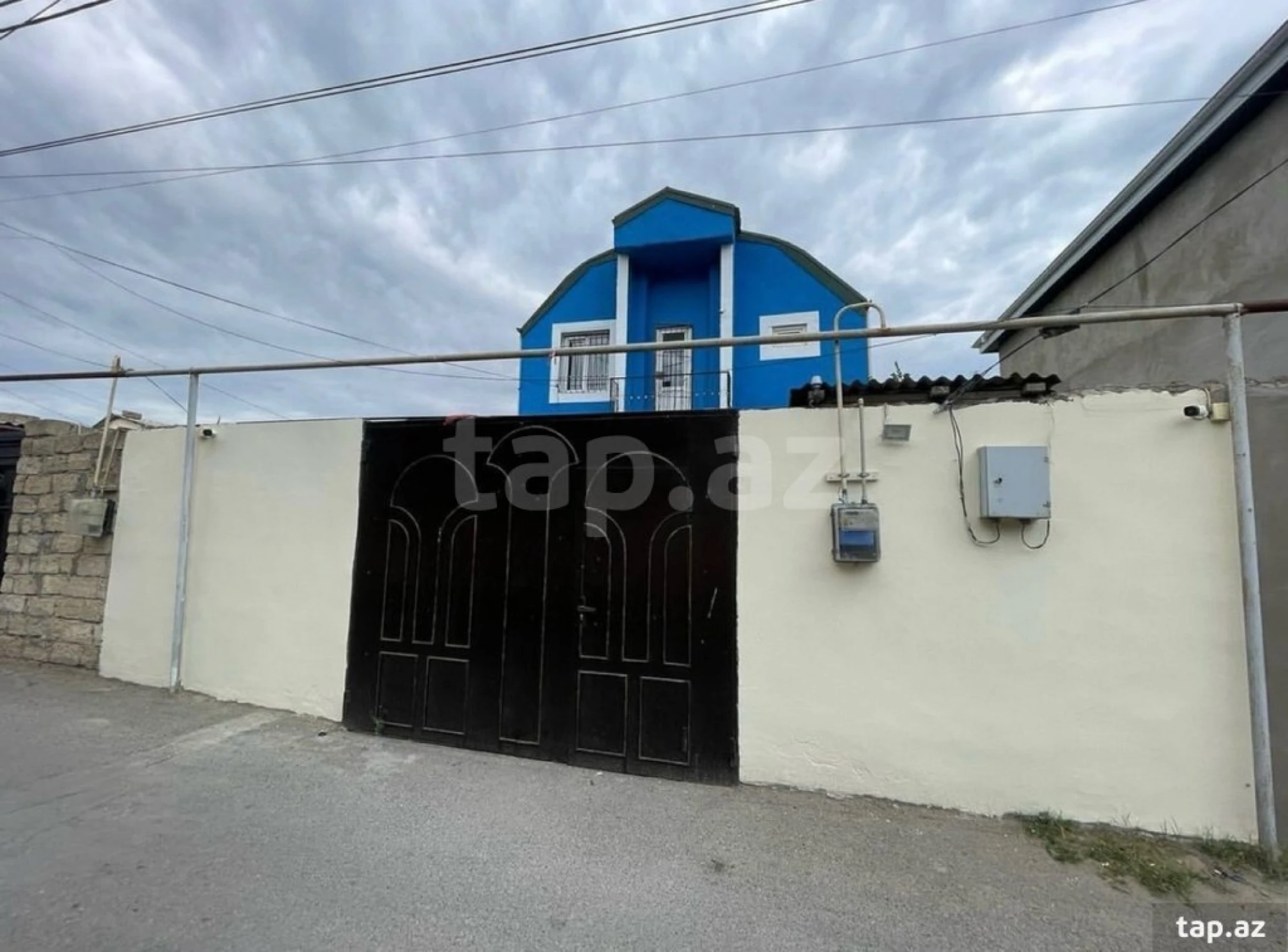 Satılır 3 otaqlı həyət evi