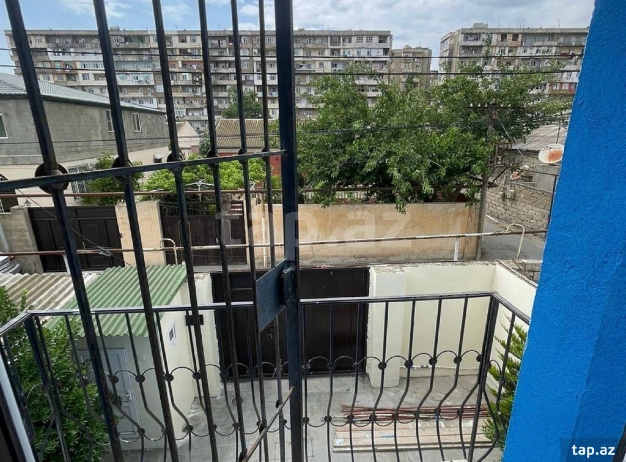 Satılır 3 otaqlı həyət evi